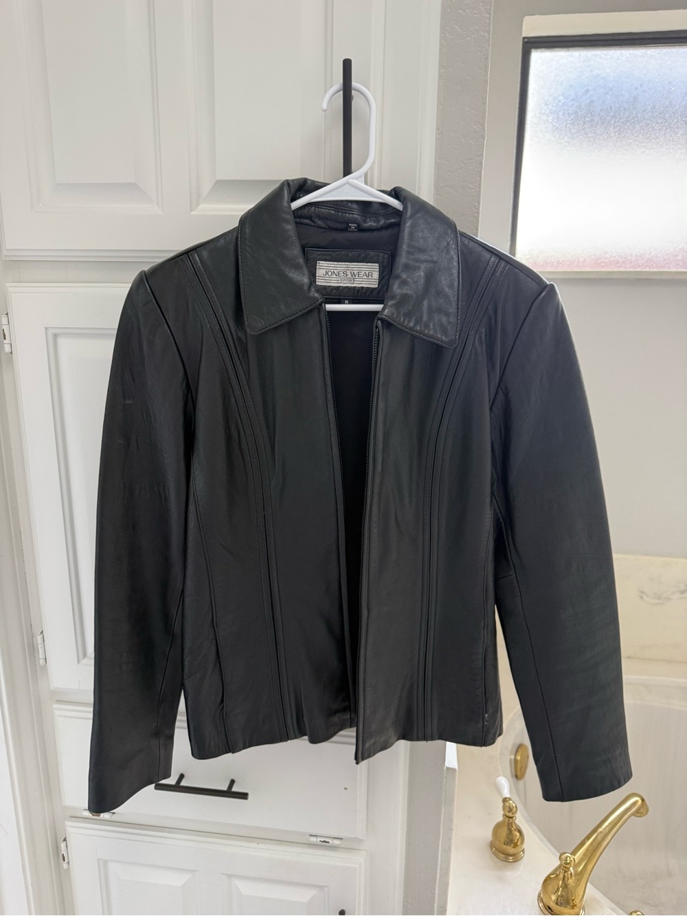 Jones Wear Black Leather Zip-Front Jacket